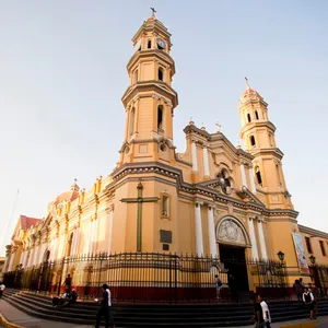 Terminal Terramovil en Centro de Piura